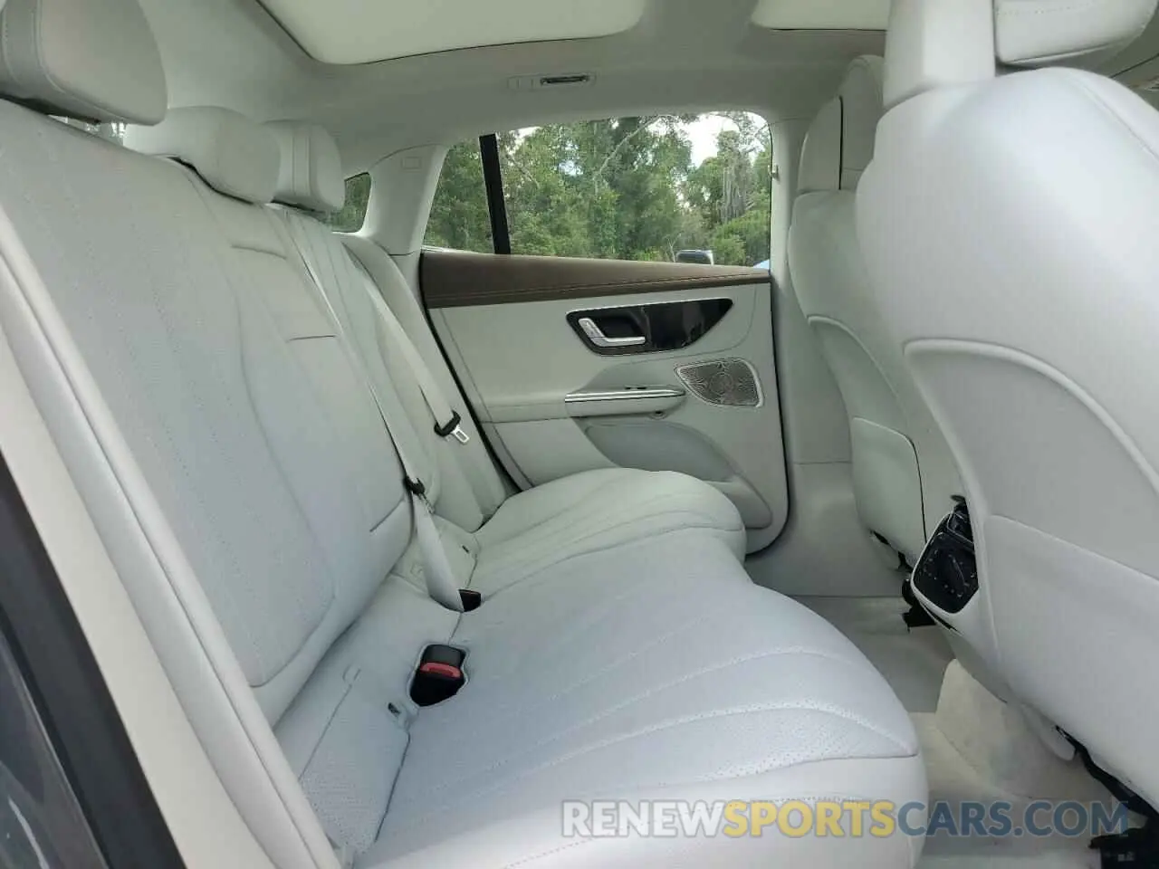 10 fotografías del automóvil dañado W1KEG2BB6PF015370 MERCEDES-BENZ EQE SEDAN 2023