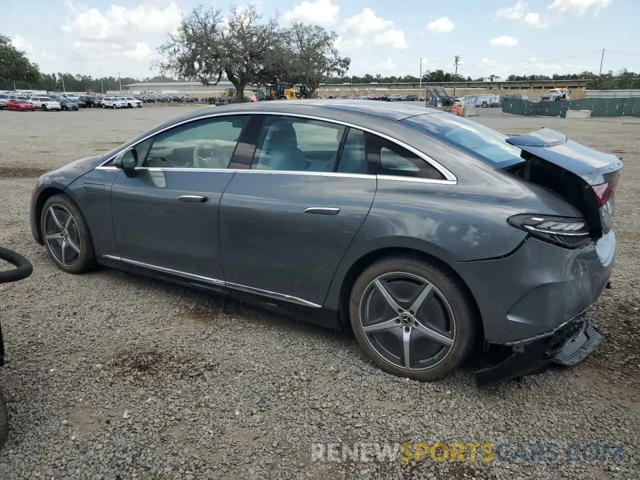 2 fotografías del automóvil dañado W1KEG2BB6PF015370 MERCEDES-BENZ EQE SEDAN 2023