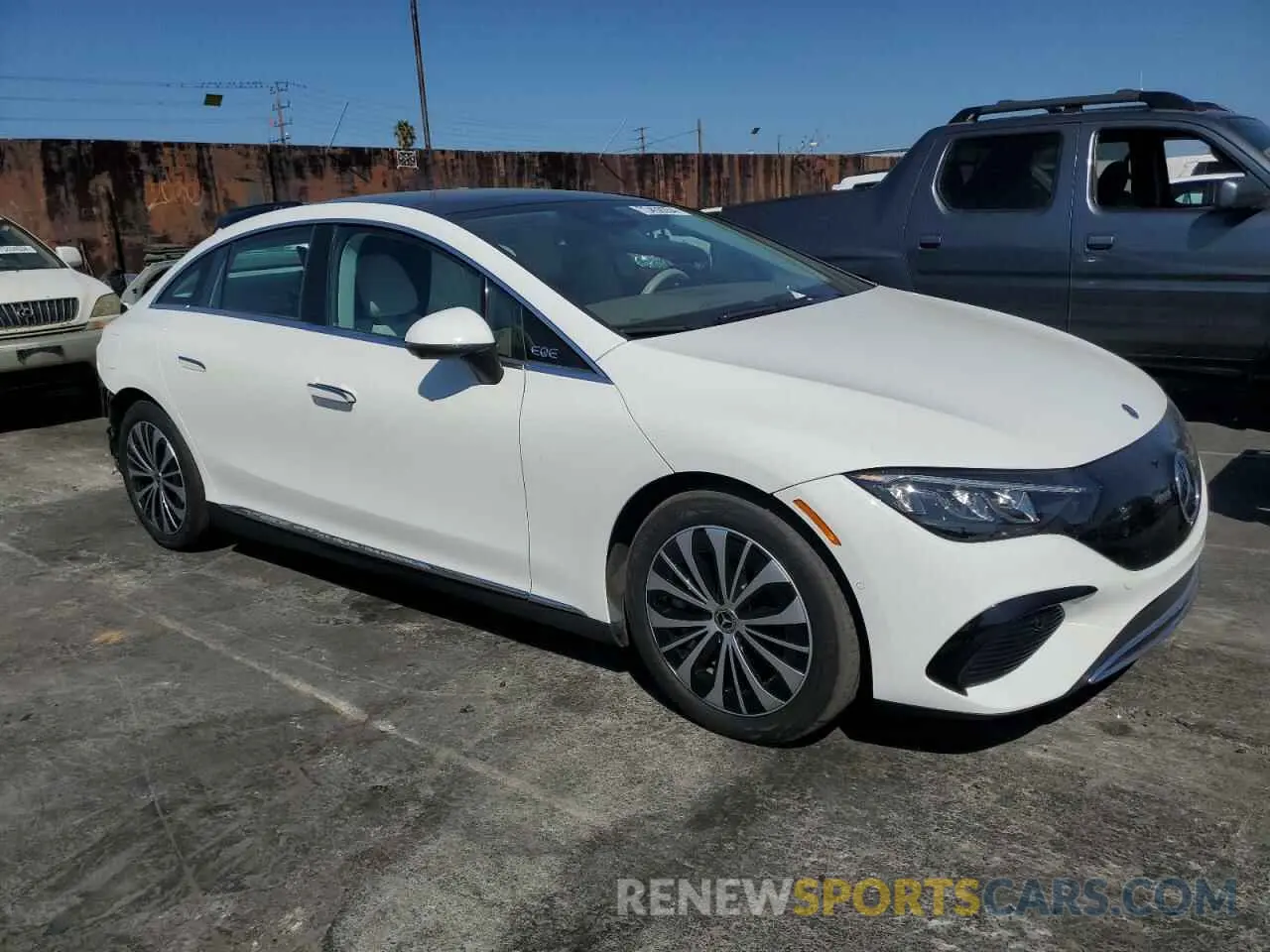 4 fotografías del automóvil dañado W1KEG2BB8PF015368 MERCEDES-BENZ EQE SEDAN 2023