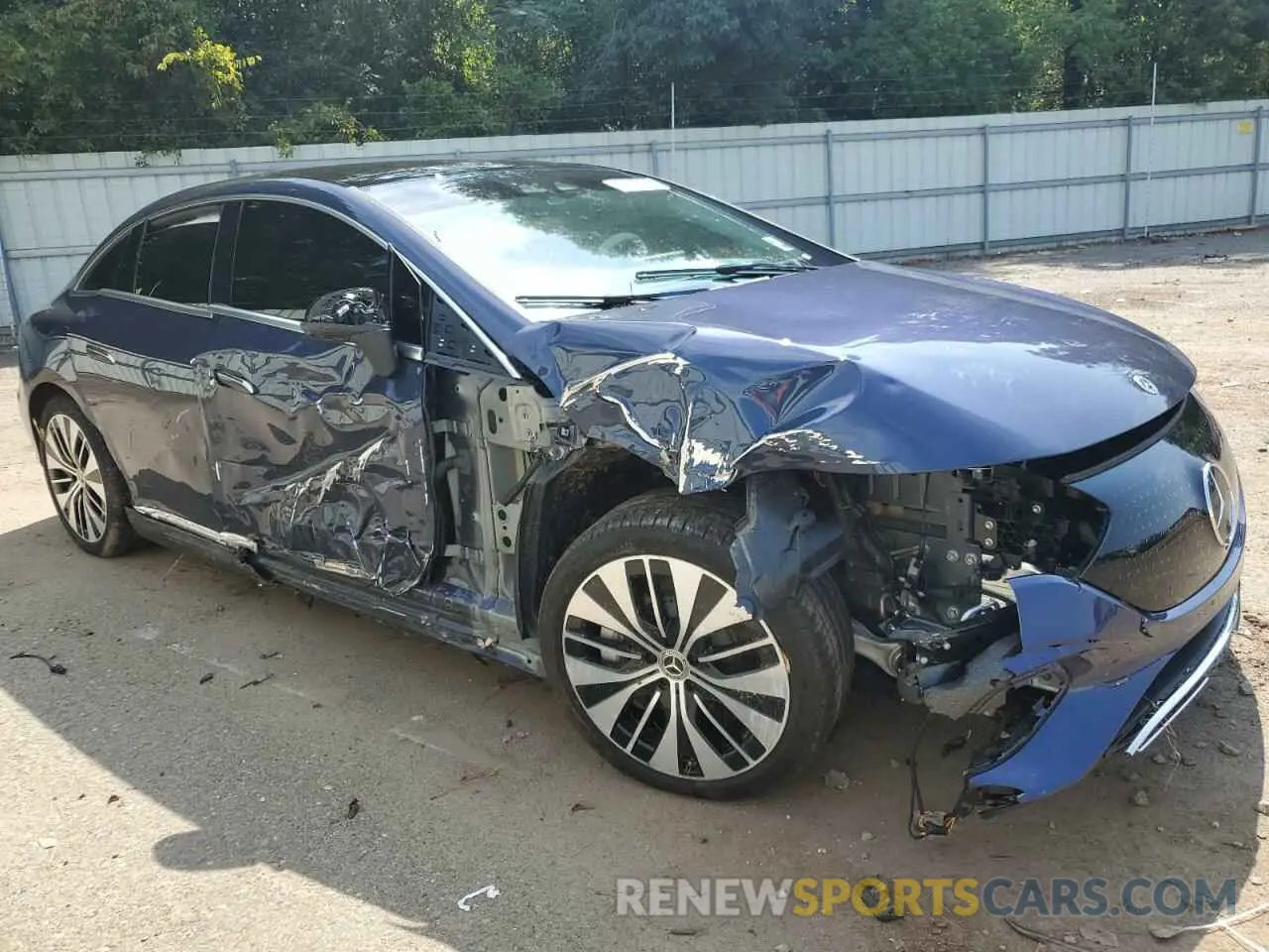 4 fotografías del automóvil dañado W1KEG2BB1RF049767 MERCEDES-BENZ EQE SEDAN 2024
