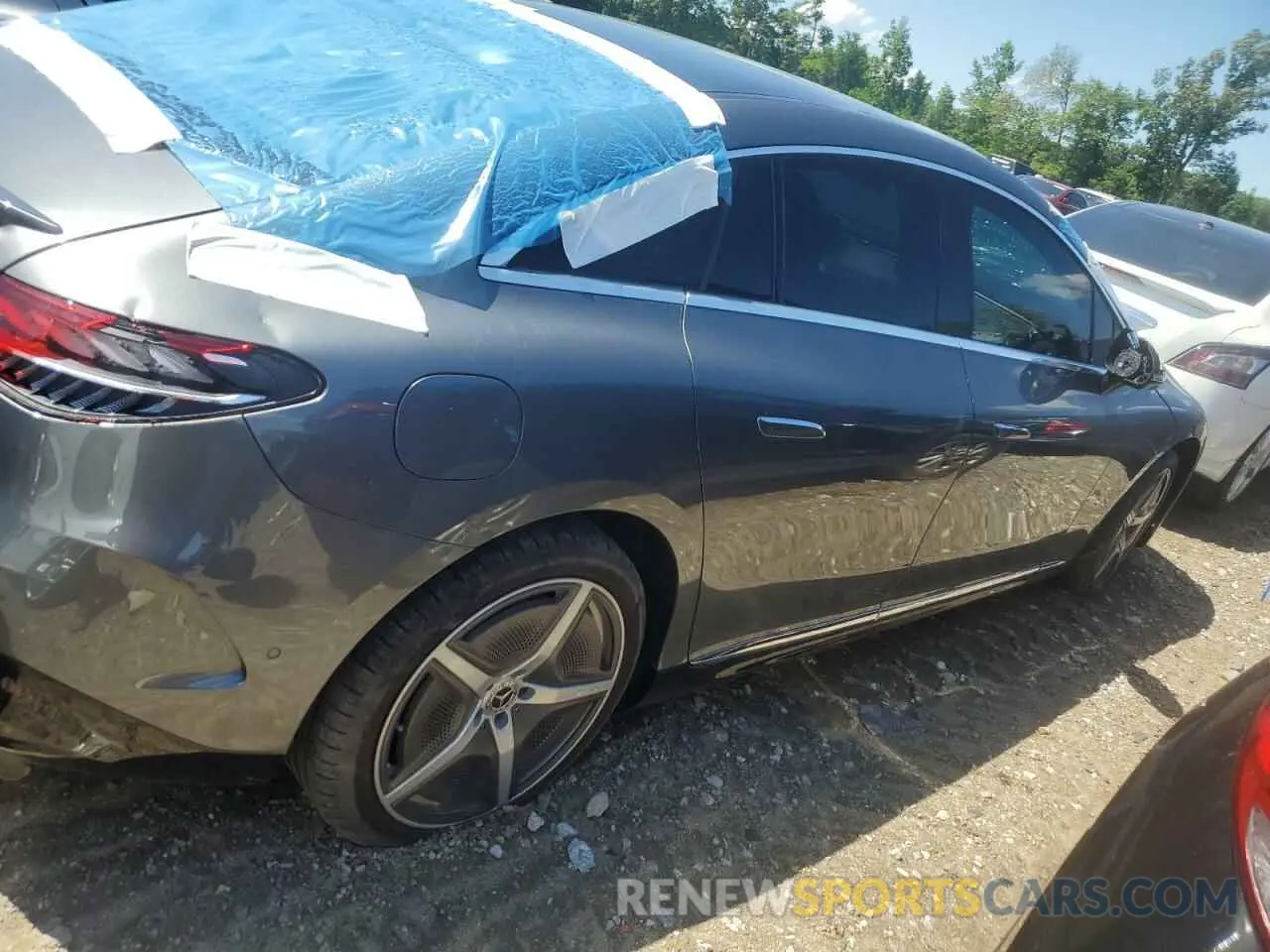 3 fotografías del automóvil dañado W1KEG2BB2RF054699 MERCEDES-BENZ EQE SEDAN 2024
