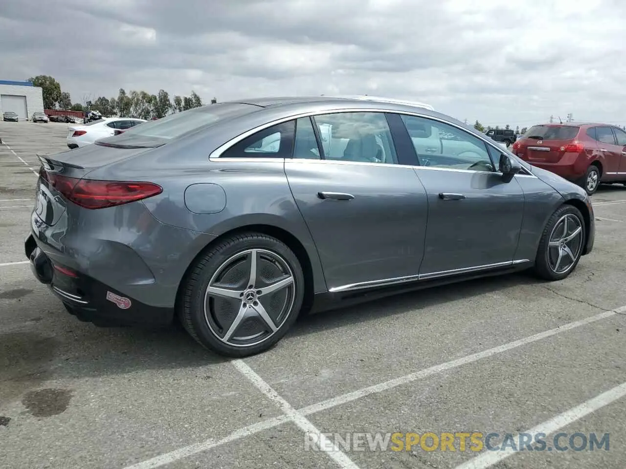 3 fotografías del automóvil dañado W1KEG2BB7RF041916 MERCEDES-BENZ EQE SEDAN 2024