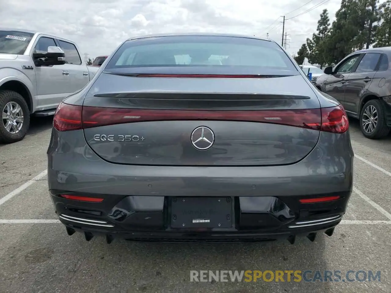 6 fotografías del automóvil dañado W1KEG2BB7RF041916 MERCEDES-BENZ EQE SEDAN 2024