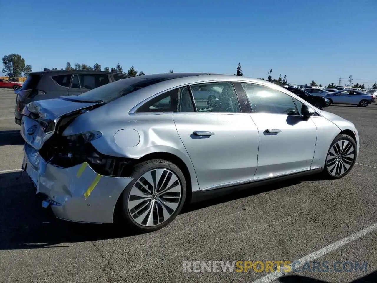 3 fotografías del automóvil dañado W1KEG2BB9RF051556 MERCEDES-BENZ EQE SEDAN 2024