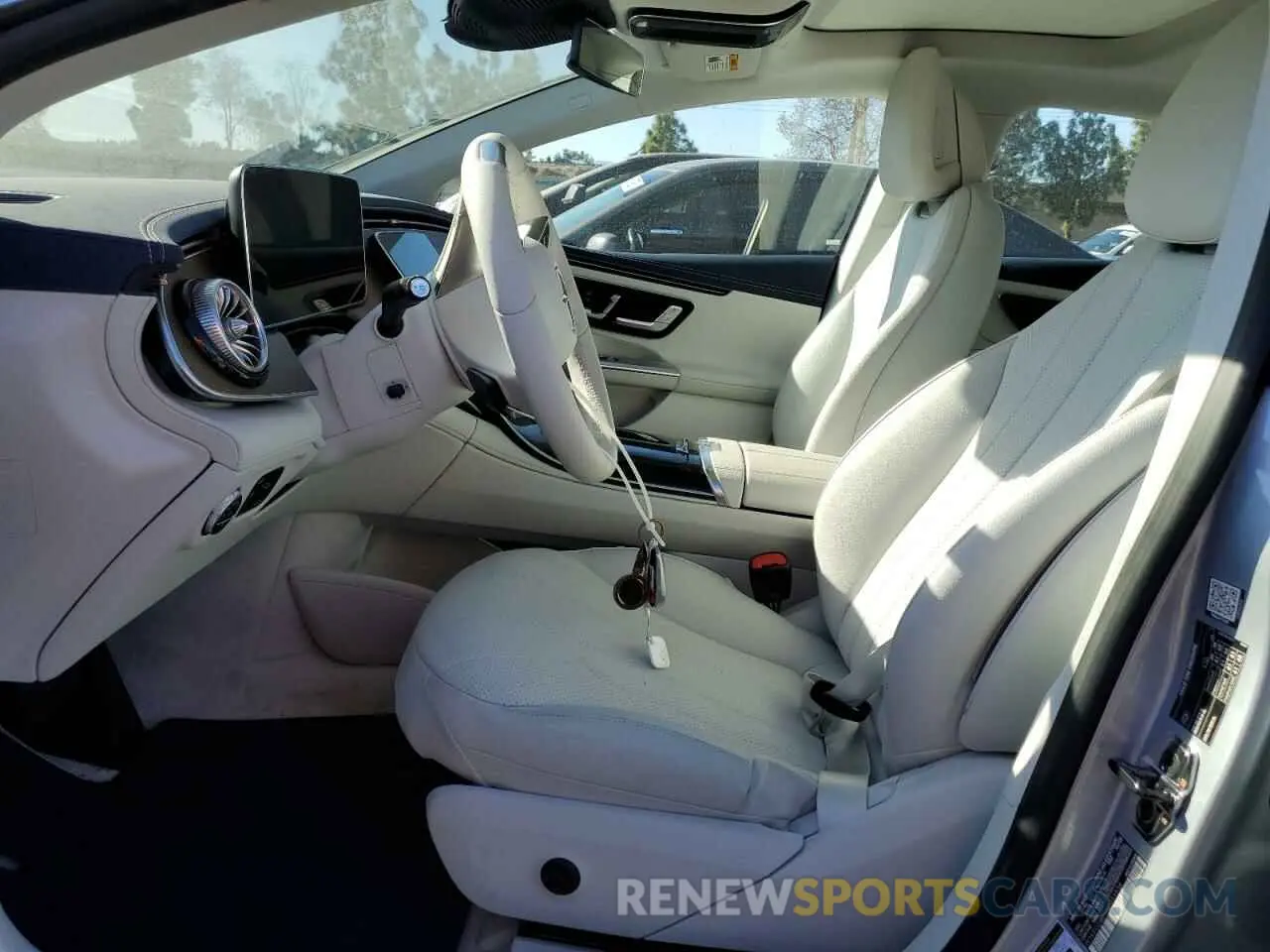 7 fotografías del automóvil dañado W1KEG2BB9RF051556 MERCEDES-BENZ EQE SEDAN 2024