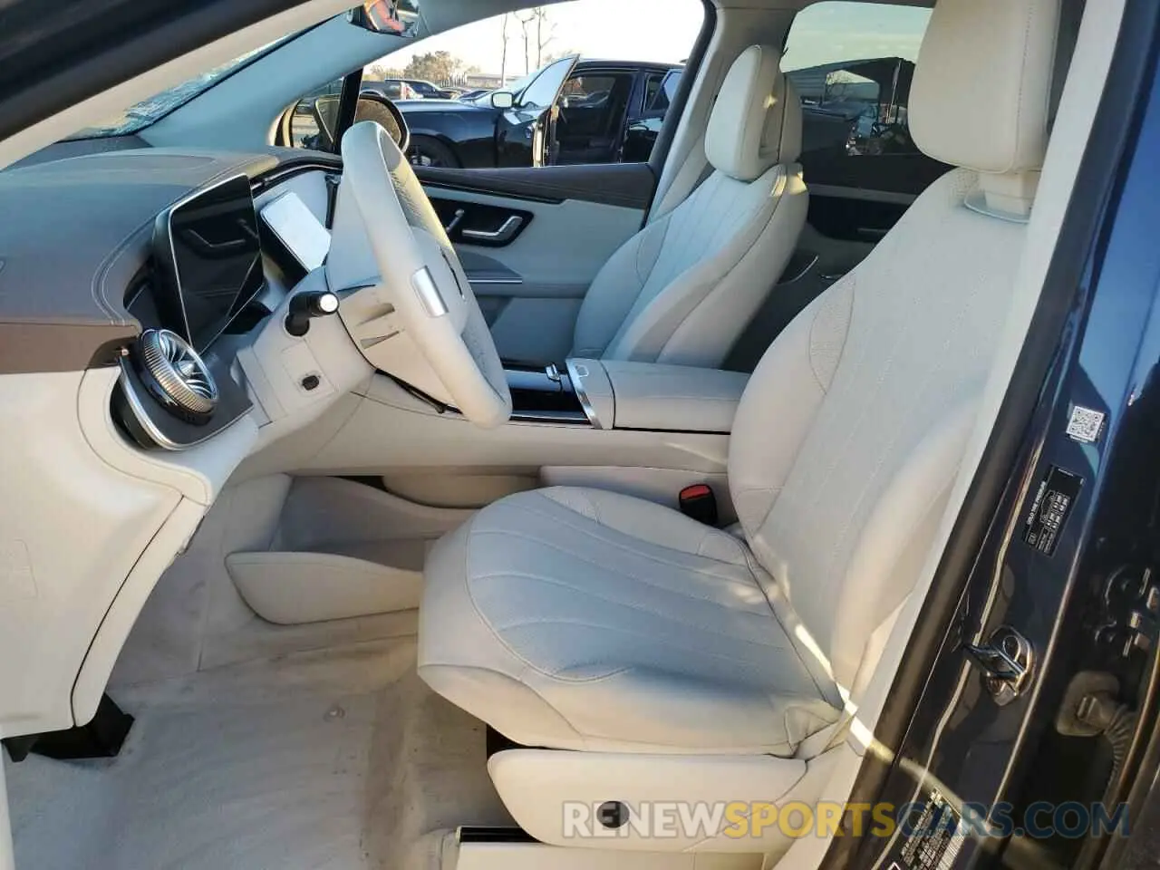 7 fotografías del automóvil dañado 4JGGM1CB4PA019205 MERCEDES-BENZ EQE SUV 35 2023