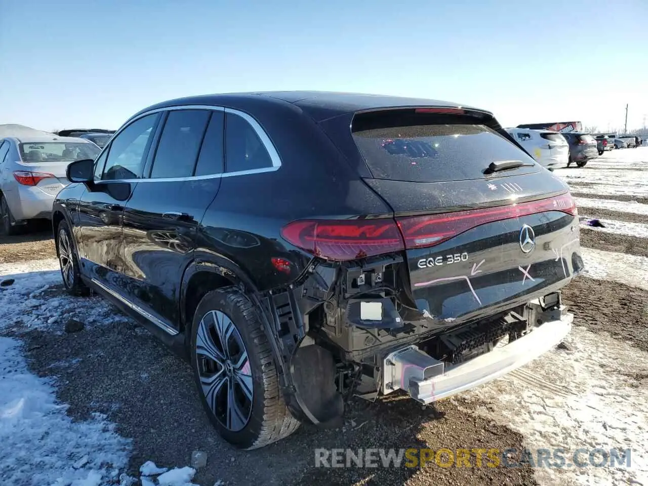 2 fotografías del automóvil dañado 4JGGM1CB6PA027676 MERCEDES-BENZ EQE SUV 35 2023