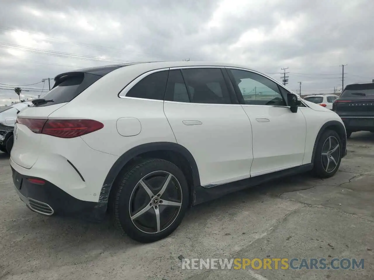 3 fotografías del automóvil dañado 4JGGM2BB7PA031131 MERCEDES-BENZ EQE SUV 35 2023