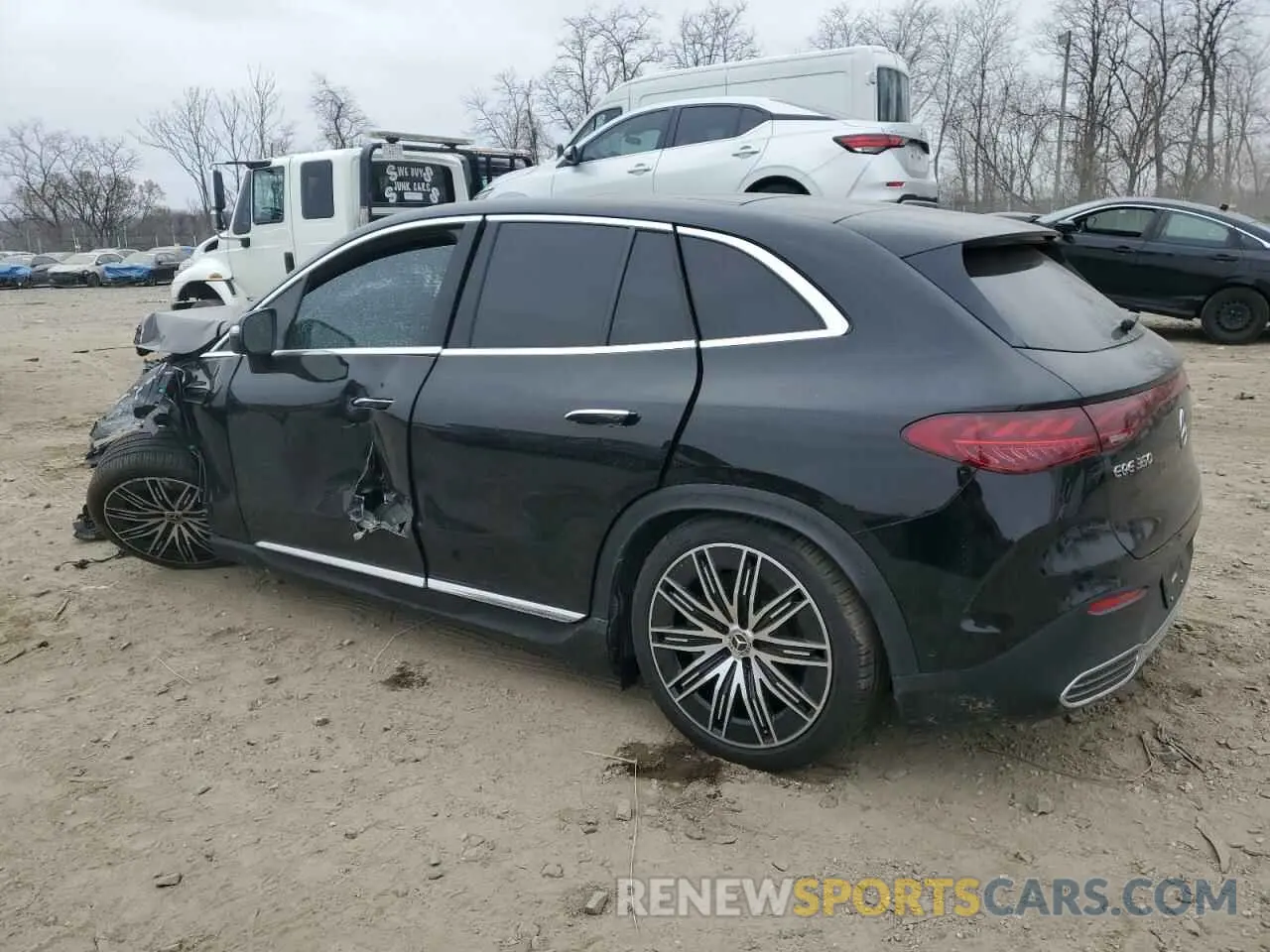2 fotografías del automóvil dañado 4JGGM1CB2RA056109 MERCEDES-BENZ EQE SUV 35 2024