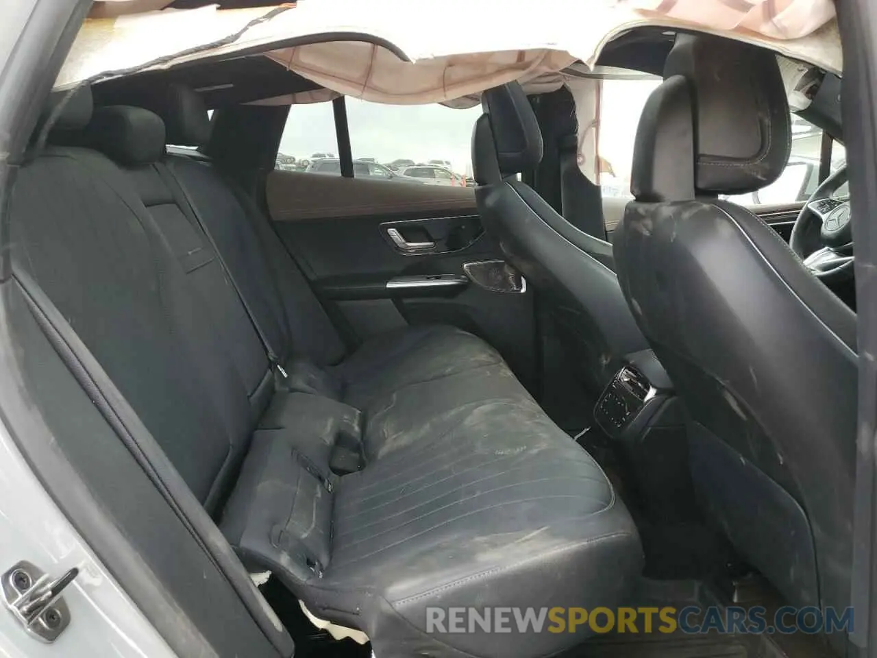 11 fotografías del automóvil dañado 4JGGM2CB4PA019369 MERCEDES-BENZ EQE SUV 50 2023