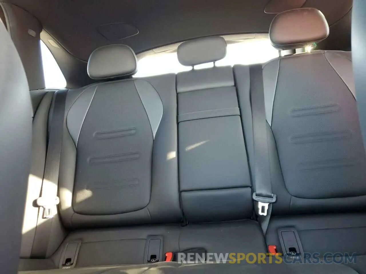 10 fotografías del automóvil dañado 4JGGM5DB3RA002386 MERCEDES-BENZ EQE SUV AM 2024