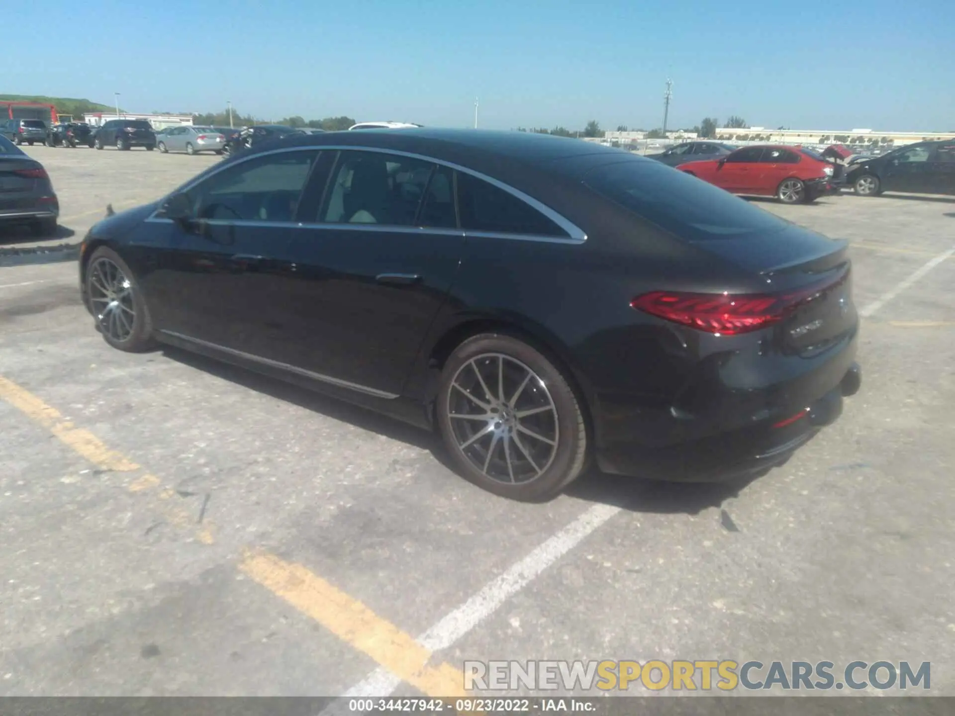 3 fotografías del automóvil dañado W1KCG2DB7NA018535 MERCEDES-BENZ EQS 2022