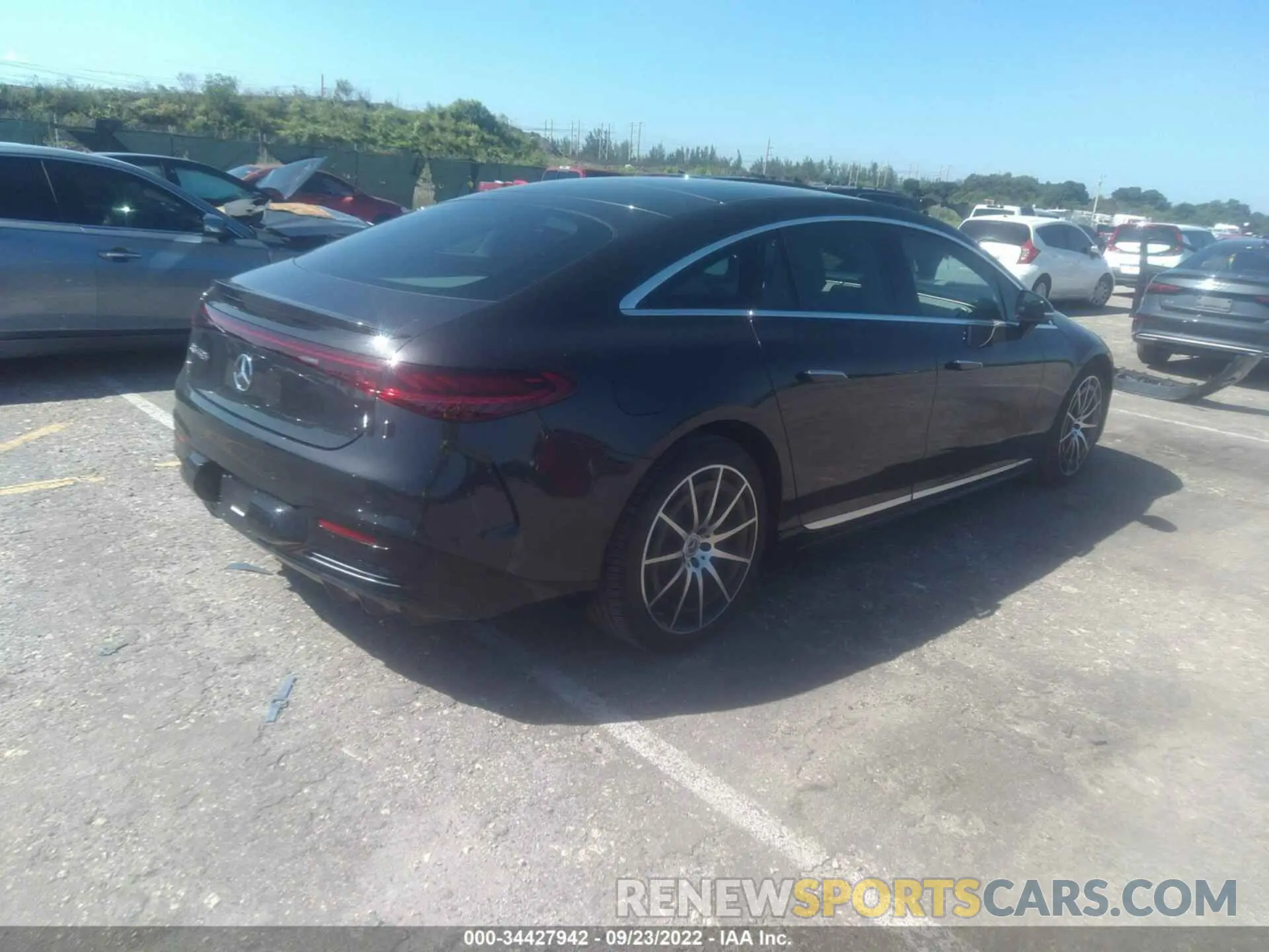 4 fotografías del automóvil dañado W1KCG2DB7NA018535 MERCEDES-BENZ EQS 2022