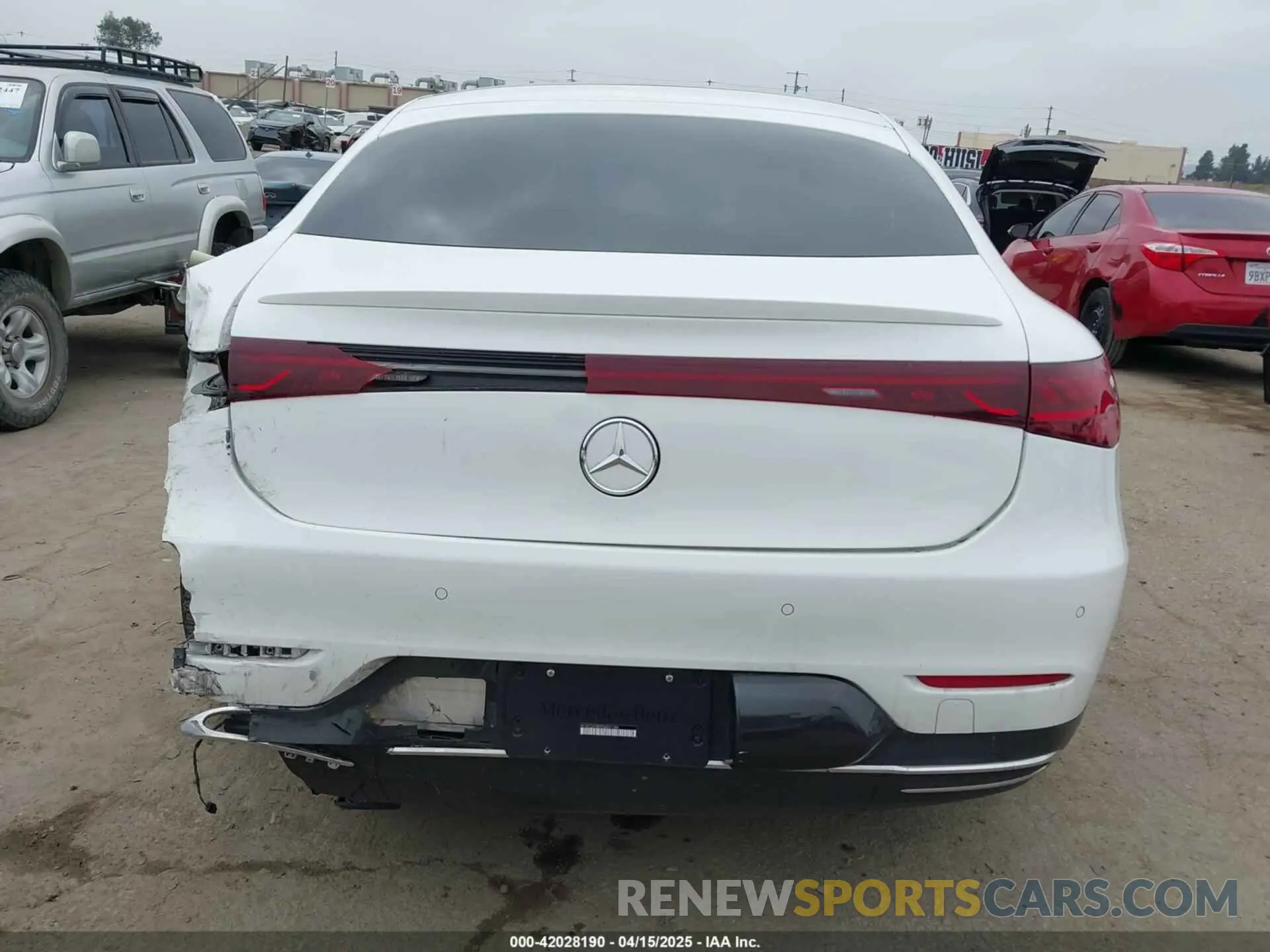 17 fotografías del automóvil dañado W1KCG2DB2PA031194 MERCEDES-BENZ EQS 450+ 2023