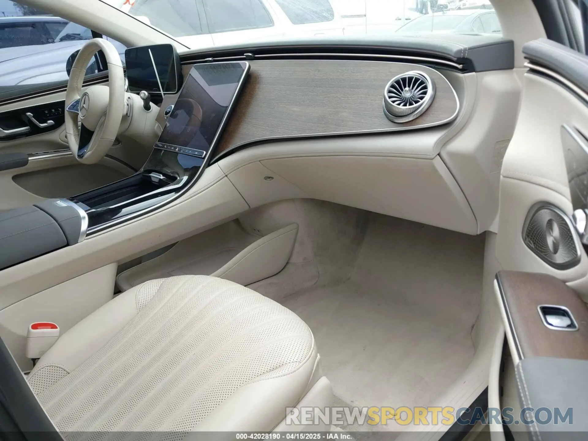 5 fotografías del automóvil dañado W1KCG2DB2PA031194 MERCEDES-BENZ EQS 450+ 2023