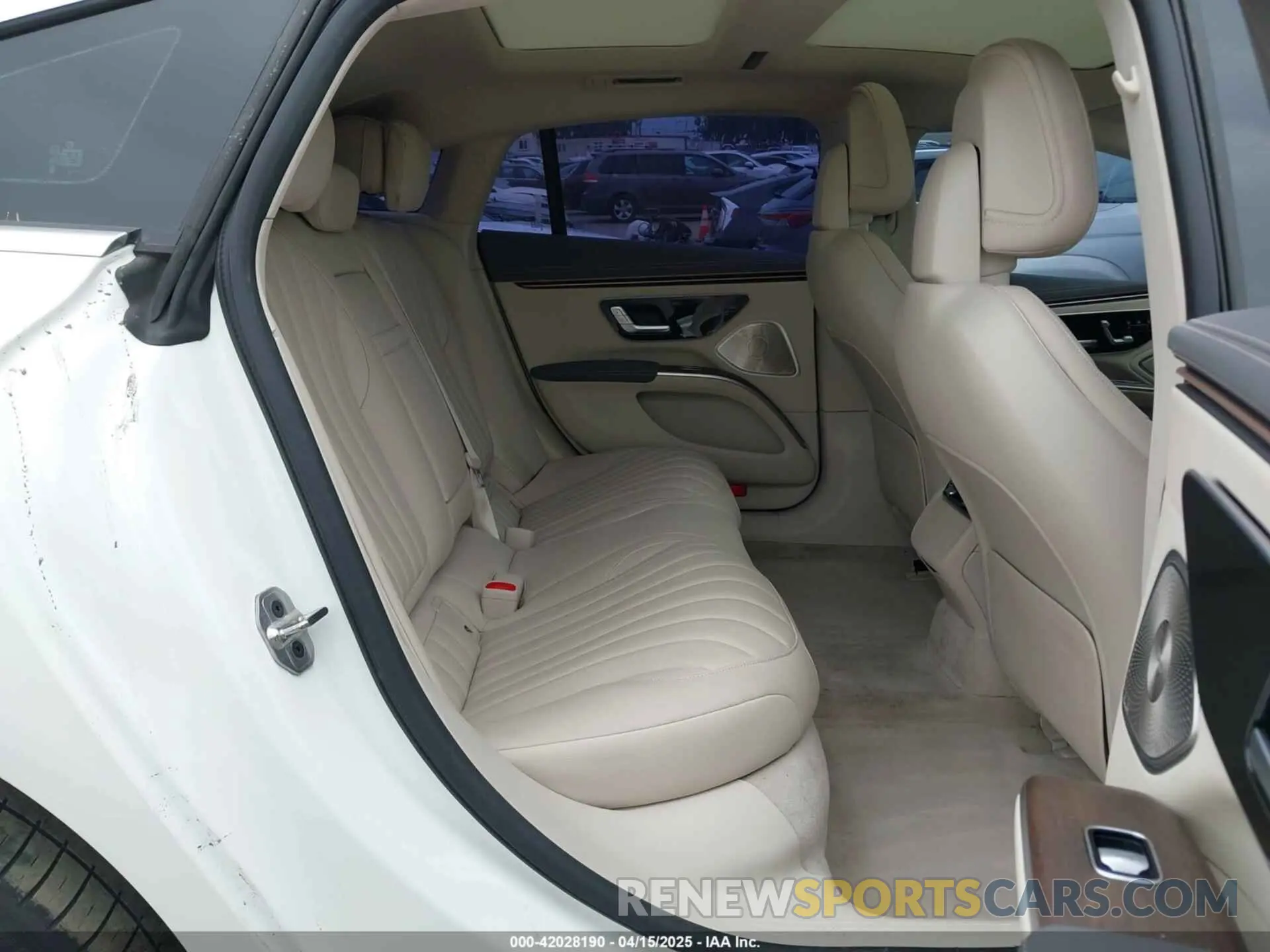 8 fotografías del automóvil dañado W1KCG2DB2PA031194 MERCEDES-BENZ EQS 450+ 2023
