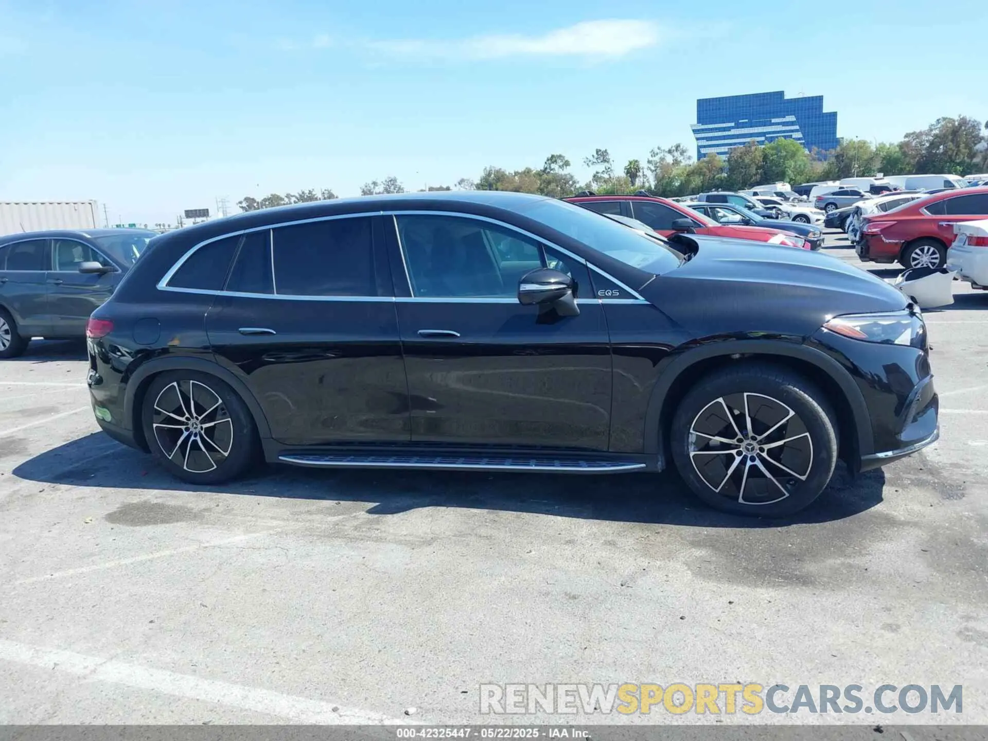 13 fotografías del automóvil dañado 4JGDM2DB1PA021193 MERCEDES-BENZ EQS 450+ SUV 2023