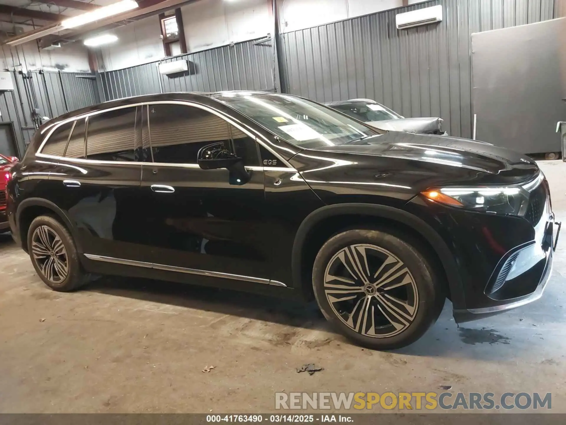 13 fotografías del automóvil dañado 4JGDM2EB2PA001663 MERCEDES-BENZ EQS 450 SUV 2023
