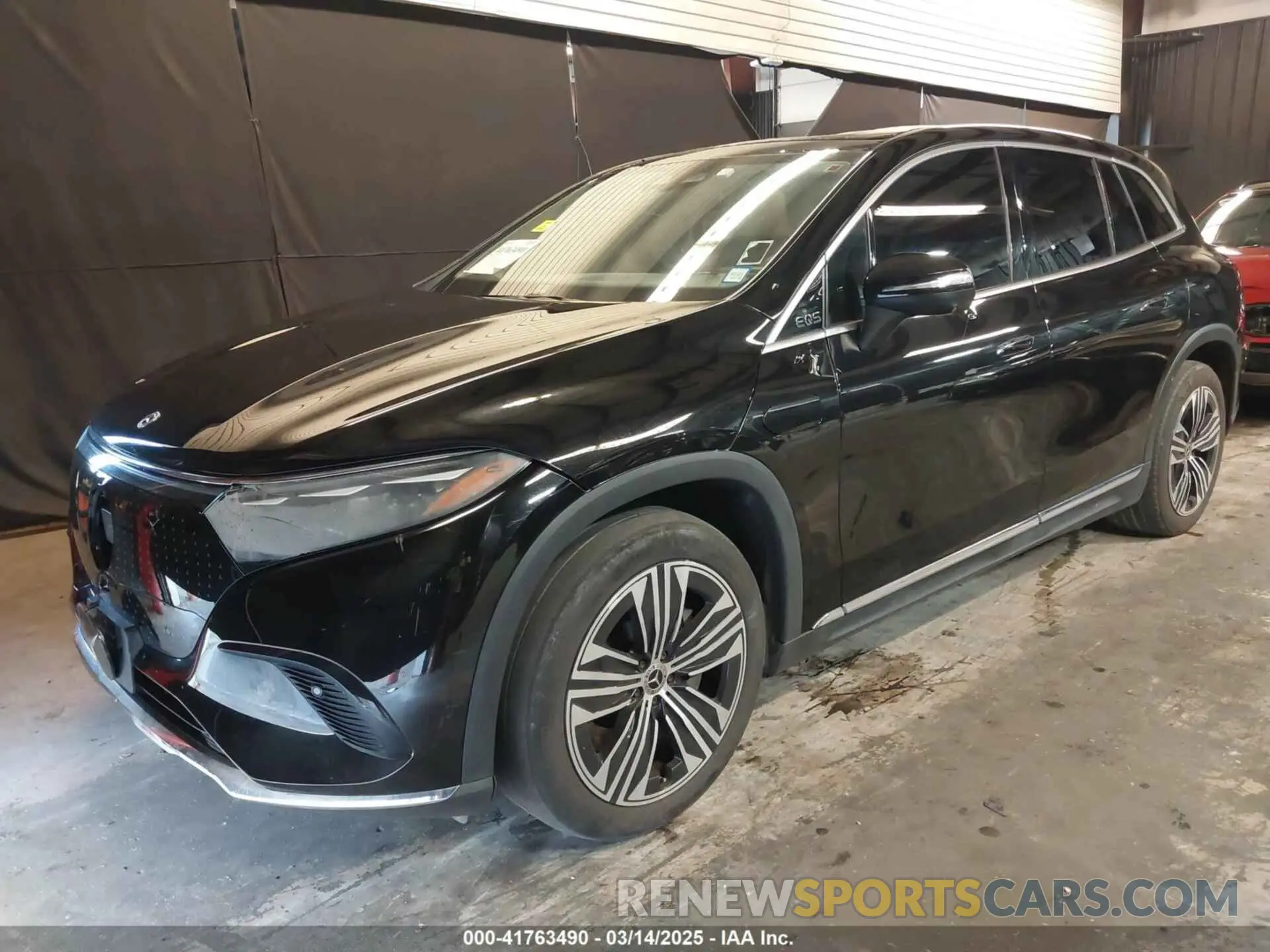 2 fotografías del automóvil dañado 4JGDM2EB2PA001663 MERCEDES-BENZ EQS 450 SUV 2023