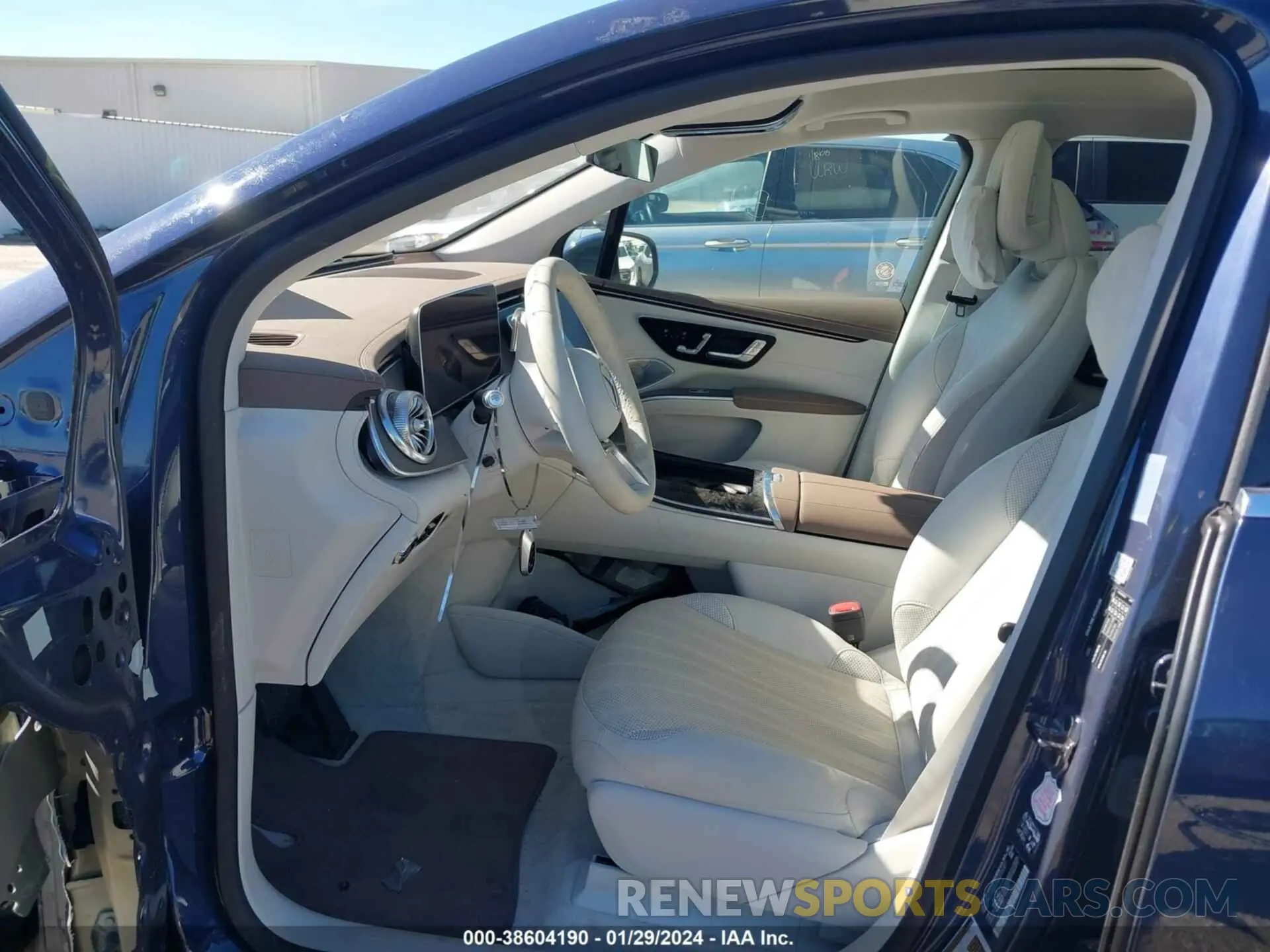 5 fotografías del automóvil dañado 4JGDM2EB5PA015007 MERCEDES-BENZ EQS 450 SUV 2023