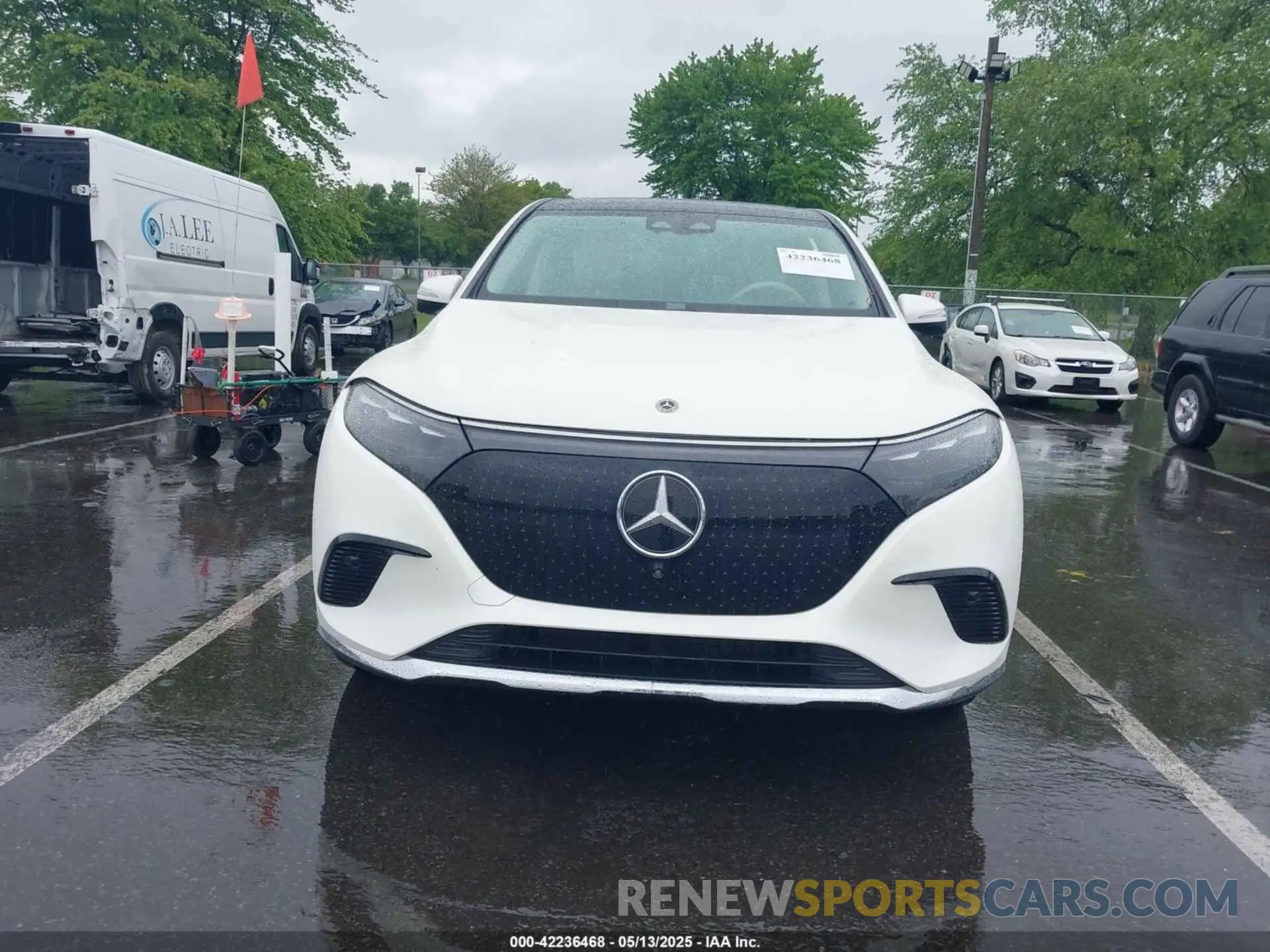 12 fotografías del automóvil dañado 4JGDM2EBXPA015987 MERCEDES-BENZ EQS 450 SUV 2023