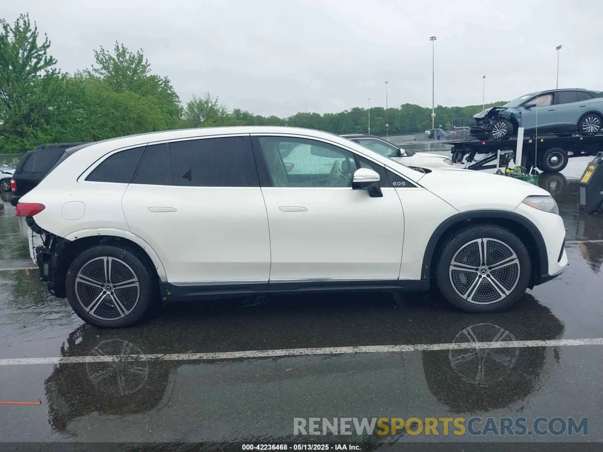 13 fotografías del automóvil dañado 4JGDM2EBXPA015987 MERCEDES-BENZ EQS 450 SUV 2023
