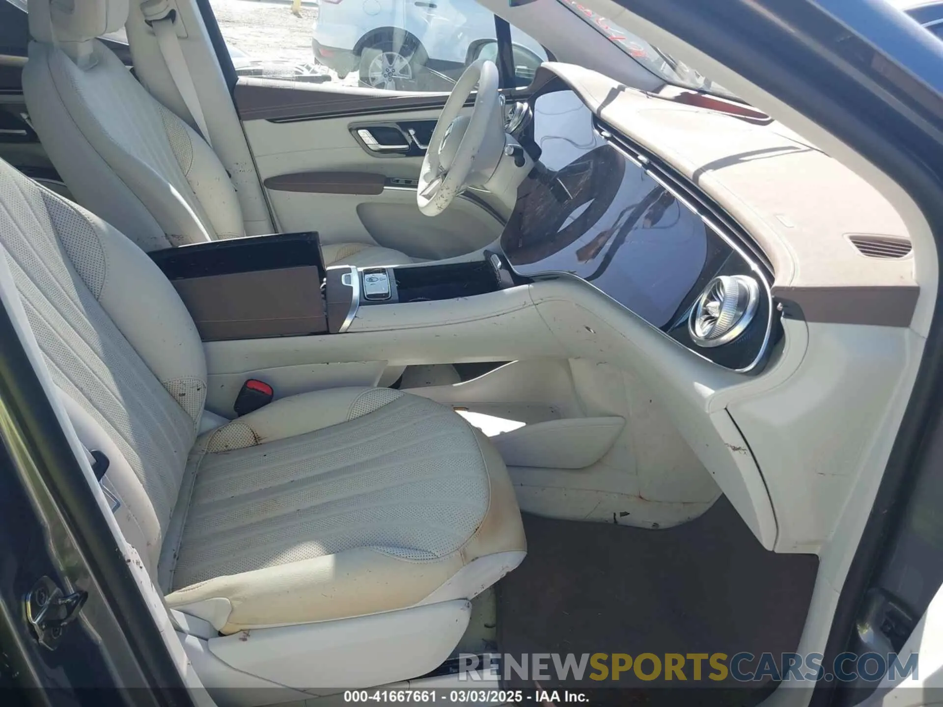 5 fotografías del automóvil dañado 4JGDM2DB7RA033092 MERCEDES-BENZ EQS 450 SUV 2024