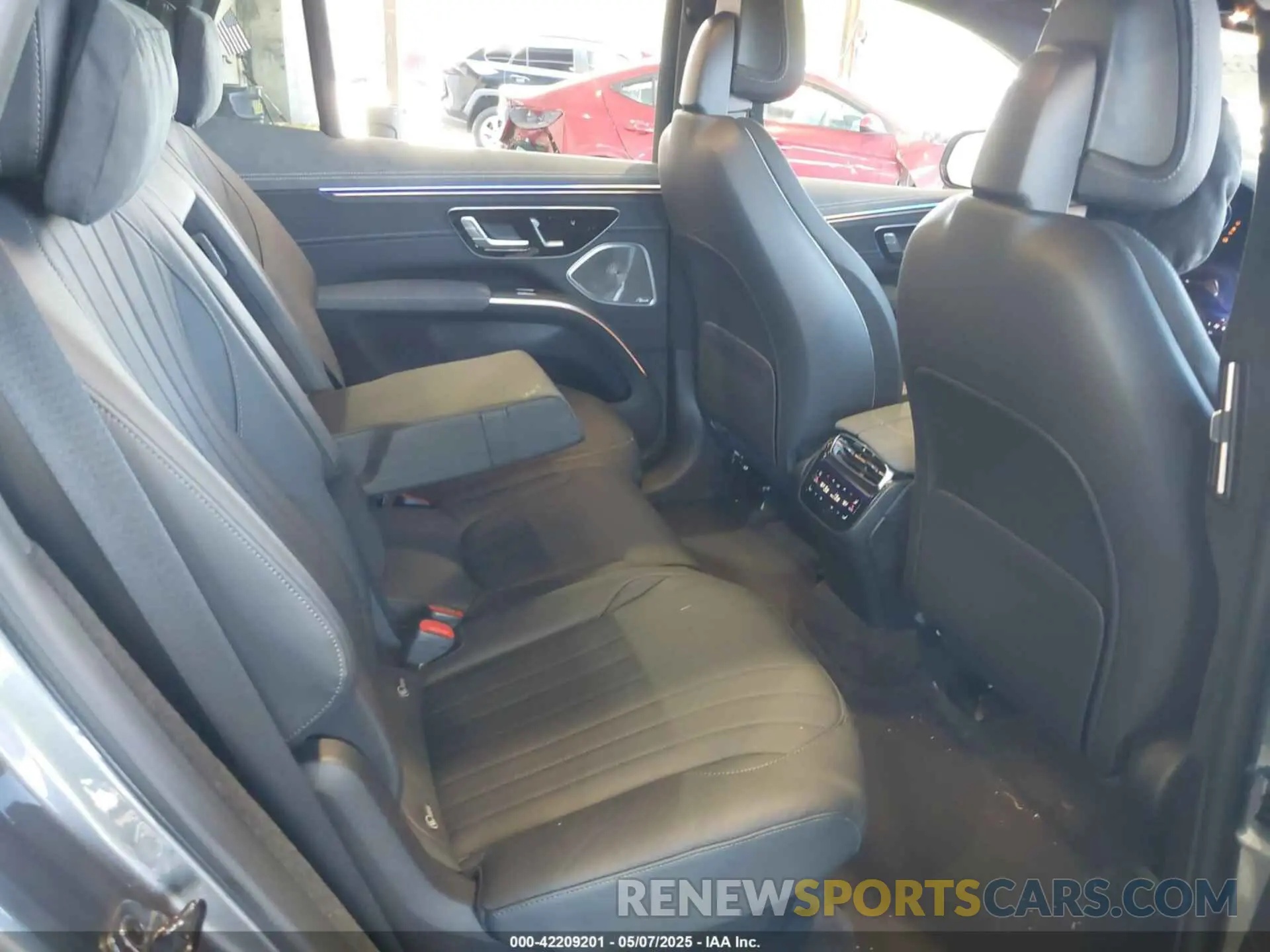 8 fotografías del automóvil dañado 4JGDM4EB3PA012585 MERCEDES-BENZ EQS 580 SUV 2023