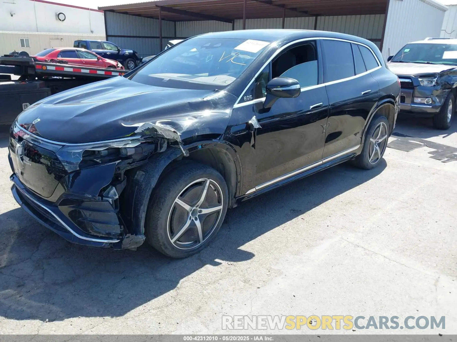 2 fotografías del automóvil dañado 4JGDM4EB4PA015334 MERCEDES-BENZ EQS 580 SUV 2023