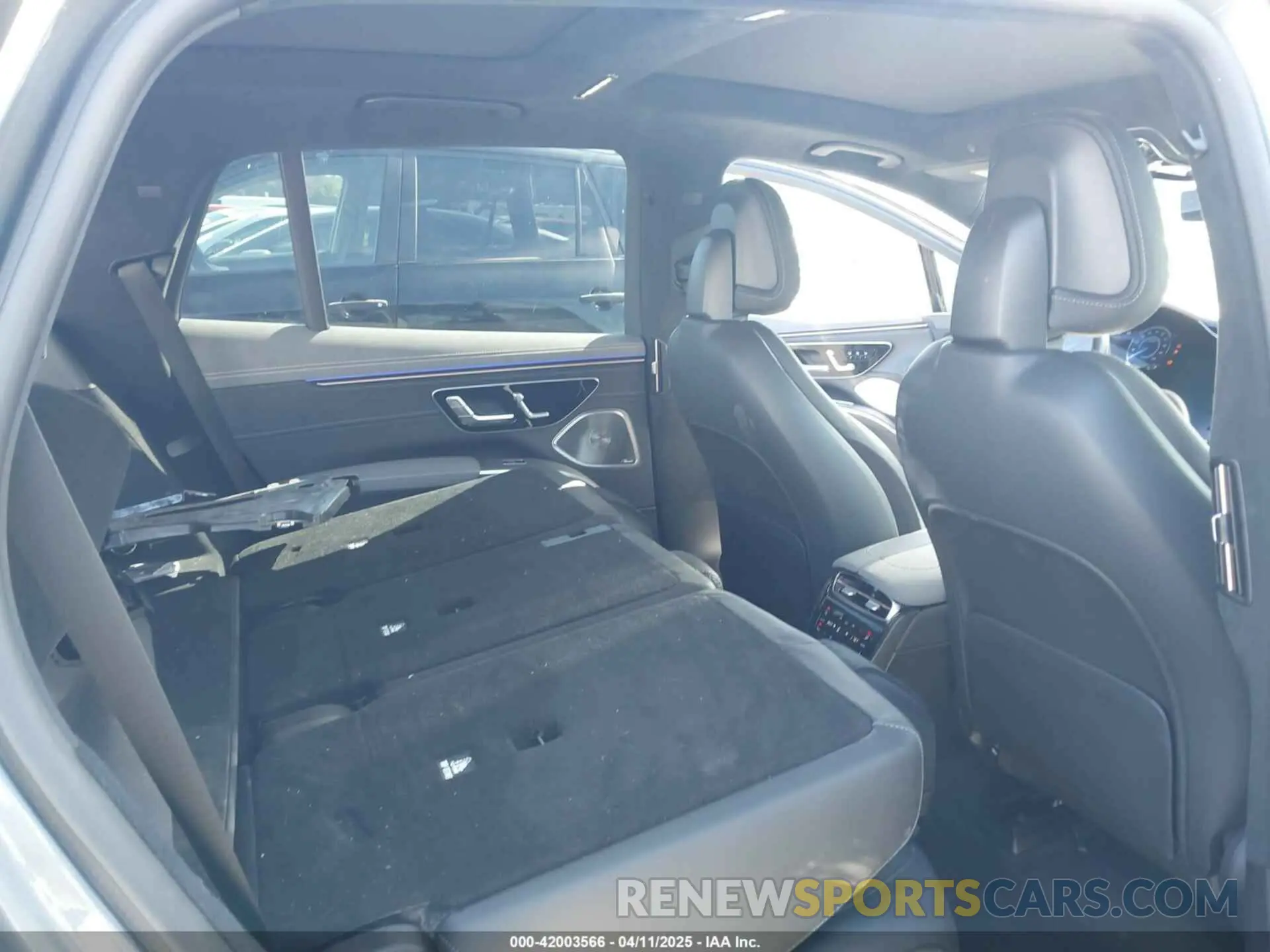 8 fotografías del automóvil dañado 4JGDM4EB7PA012010 MERCEDES-BENZ EQS 580 SUV 2023