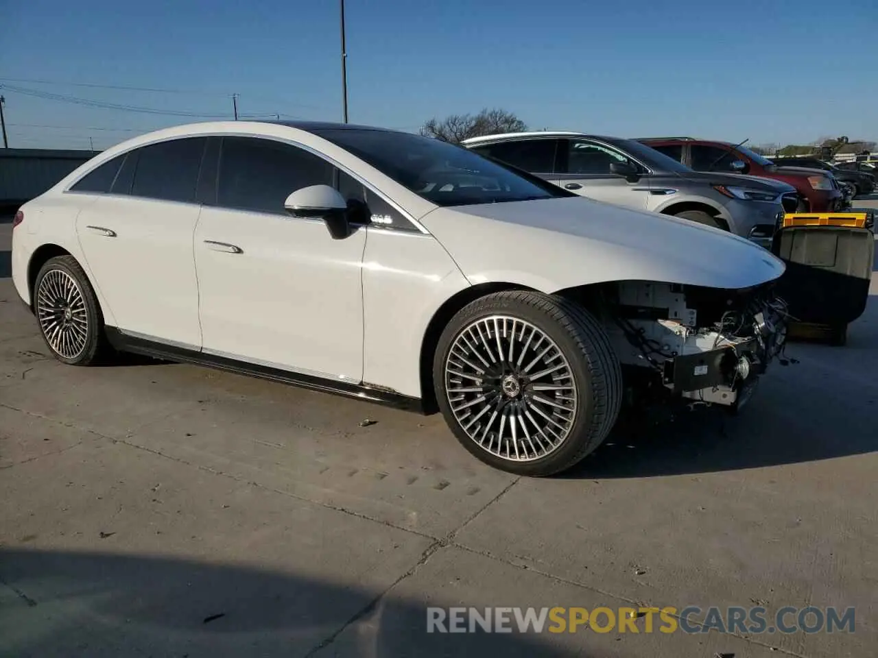 4 fotografías del automóvil dañado W1KCG2DB6NA004979 MERCEDES-BENZ EQS SEDAN 2022