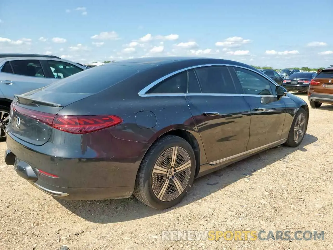 3 fotografías del automóvil dañado W1KCG2DB7NA013917 MERCEDES-BENZ EQS SEDAN 2022