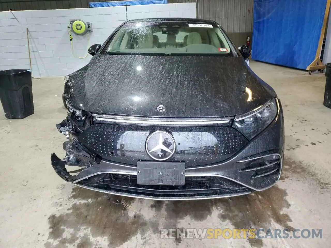 5 fotografías del automóvil dañado W1KCG4EB8NA017680 MERCEDES-BENZ EQS SEDAN 2022