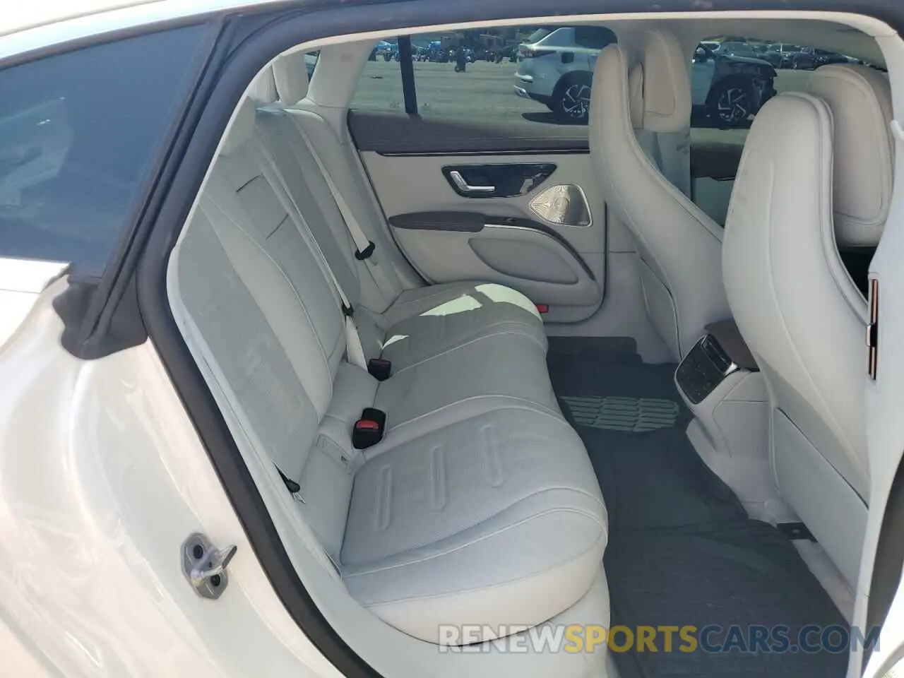 10 fotografías del automóvil dañado W1KCG5FB9NA009947 MERCEDES-BENZ EQS SEDAN 2022