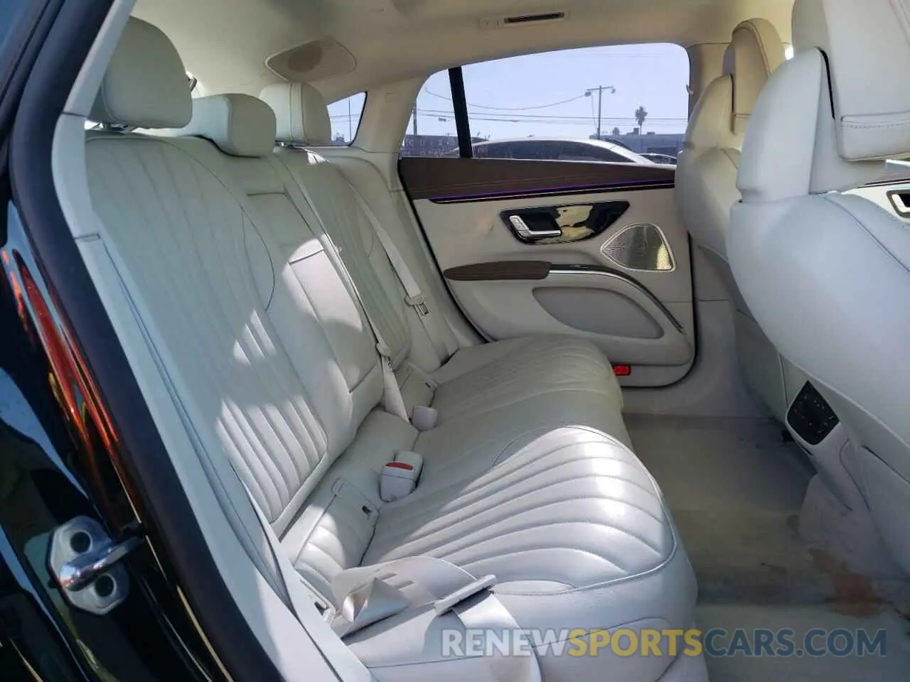 10 fotografías del automóvil dañado W1KCG2DB2PA033091 MERCEDES-BENZ EQS SEDAN 2023