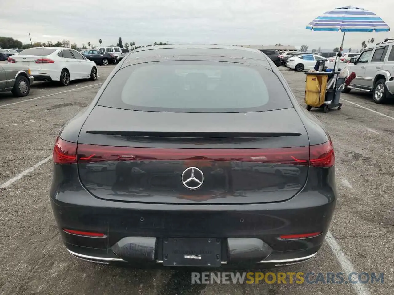 6 fotografías del automóvil dañado W1KCG2DB5PA032372 MERCEDES-BENZ EQS SEDAN 2023