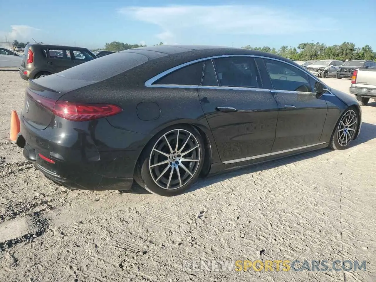 3 fotografías del automóvil dañado W1KCG2DBXPA024512 MERCEDES-BENZ EQS SEDAN 2023