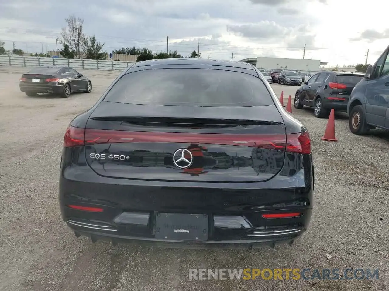6 fotografías del automóvil dañado W1KCG2DB7RA048382 MERCEDES-BENZ EQS SEDAN 2024