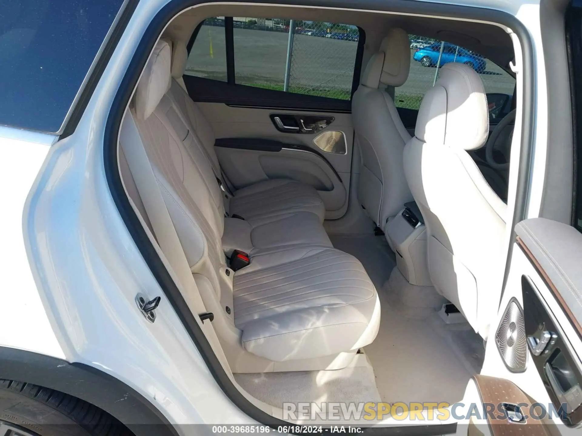 8 fotografías del automóvil dañado 4JGDM2DB4PA014285 MERCEDES-BENZ EQS SUV 2023