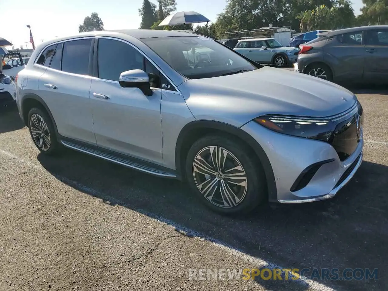 4 fotografías del automóvil dañado 4JGDM2DB1PA003826 MERCEDES-BENZ EQS SUV 45 2023