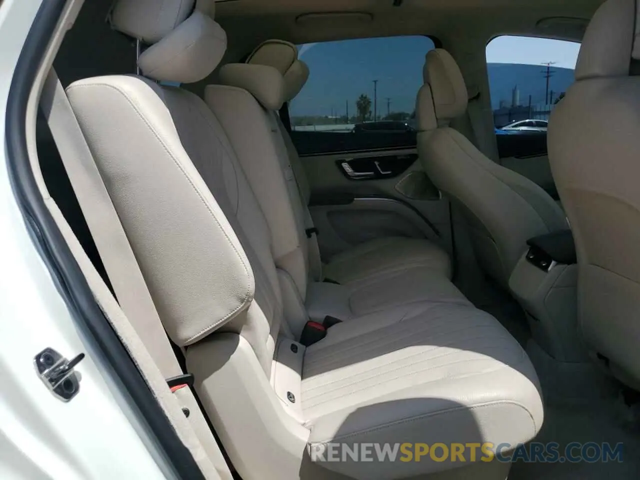 11 fotografías del automóvil dañado 4JGDM2DB2PA012566 MERCEDES-BENZ EQS SUV 45 2023