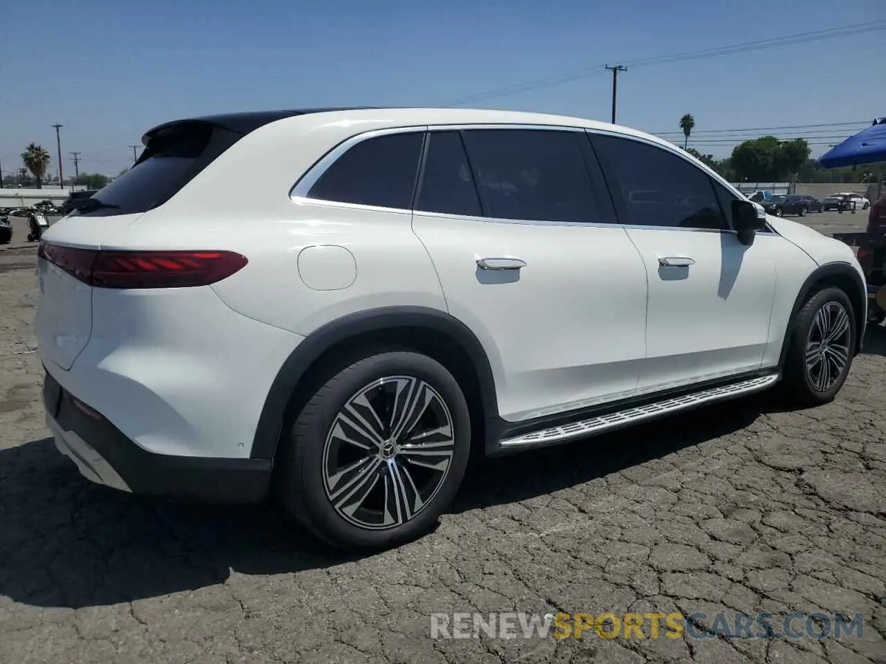3 fotografías del automóvil dañado 4JGDM2DB2PA012566 MERCEDES-BENZ EQS SUV 45 2023