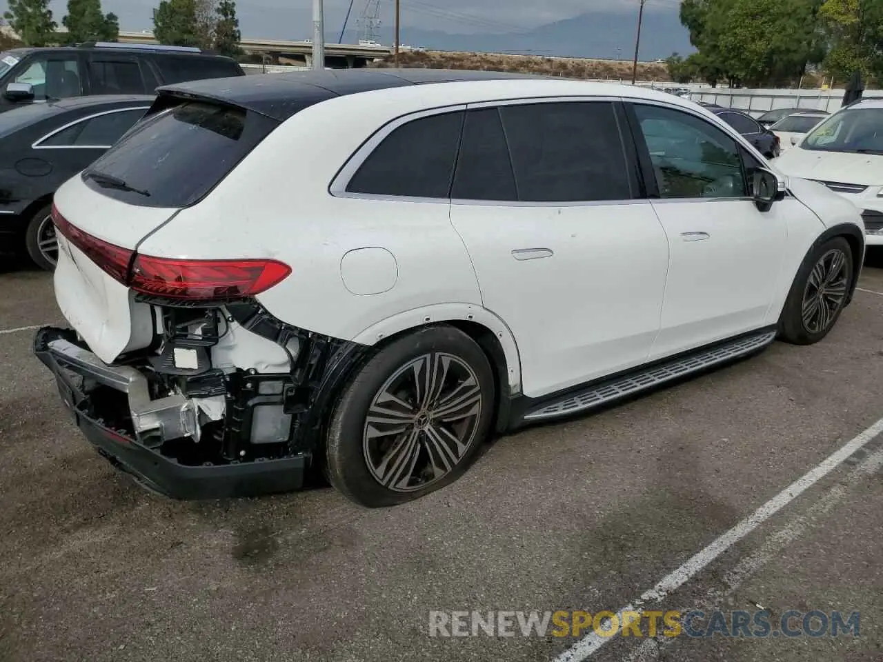 3 fotografías del automóvil dañado 4JGDM2DB8PA010658 MERCEDES-BENZ EQS SUV 45 2023