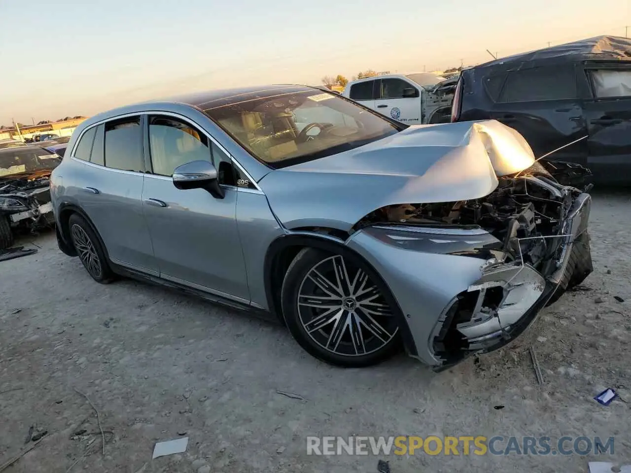 4 fotografías del automóvil dañado 4JGDM4EB5PA003130 MERCEDES-BENZ EQS SUV 58 2023