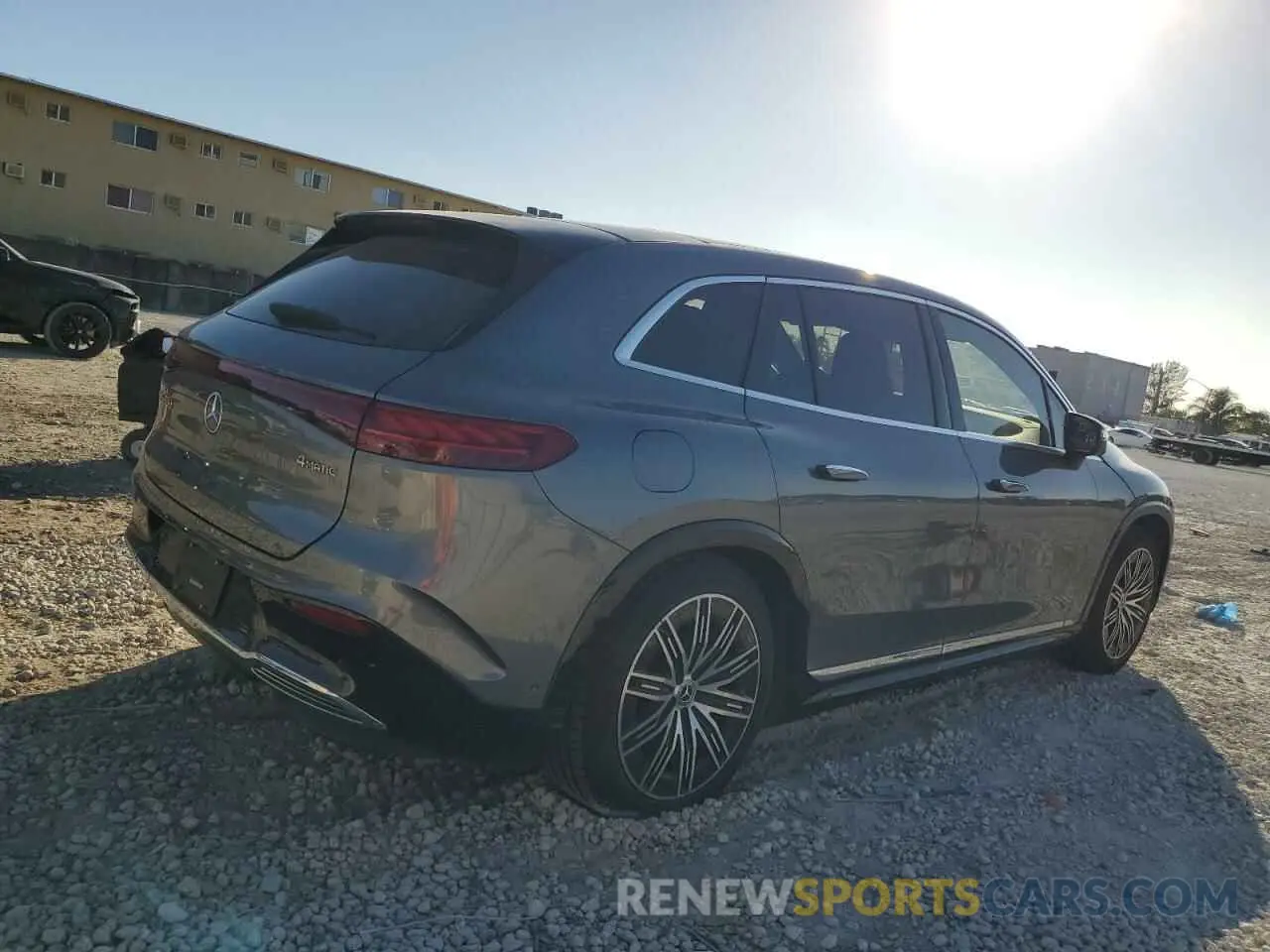 3 fotografías del automóvil dañado 4JGDM4EB7PA002965 MERCEDES-BENZ EQS SUV 58 2023