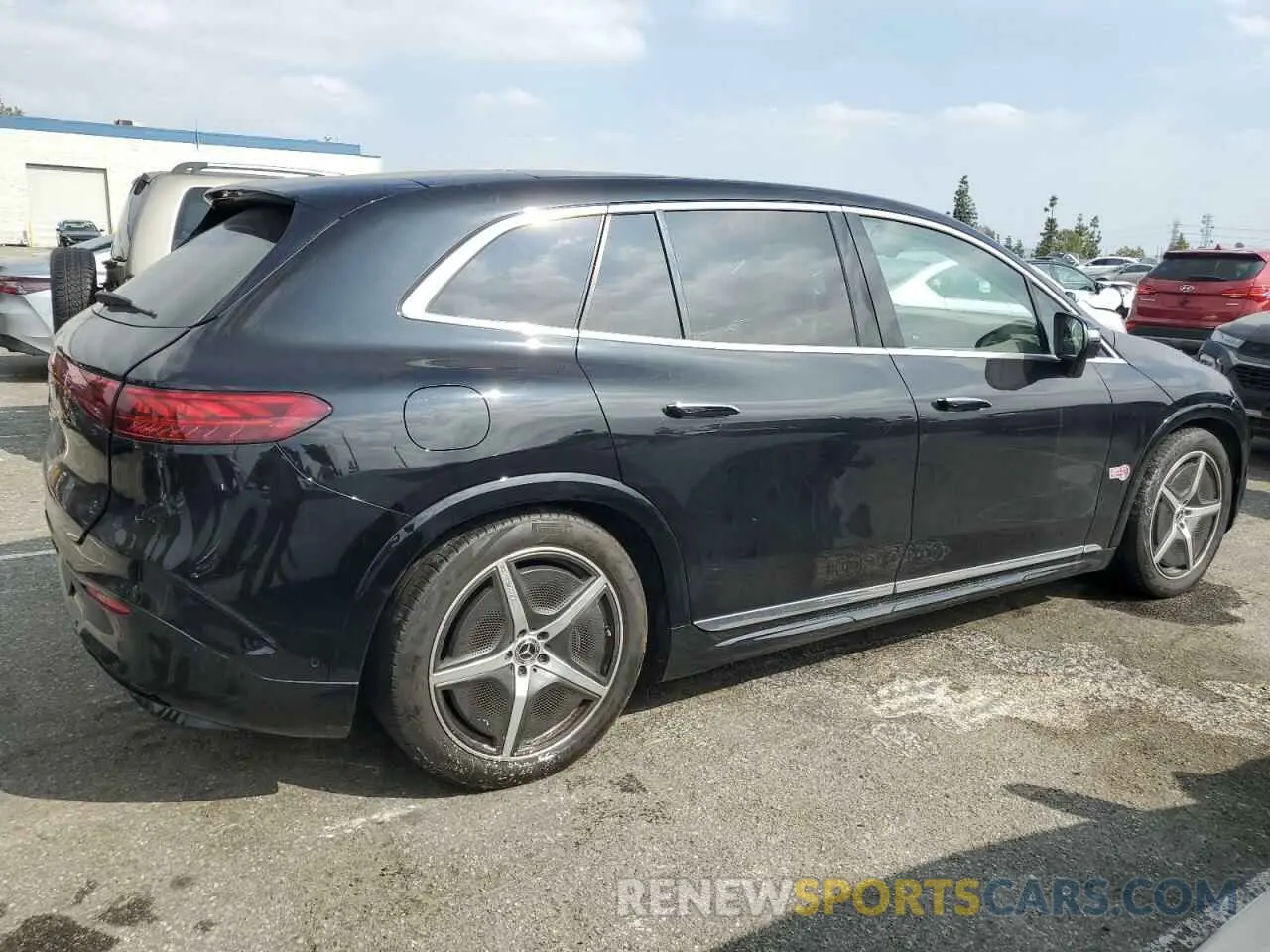 3 fotografías del automóvil dañado 4JGDM4EB8PA010847 MERCEDES-BENZ EQS SUV 58 2023