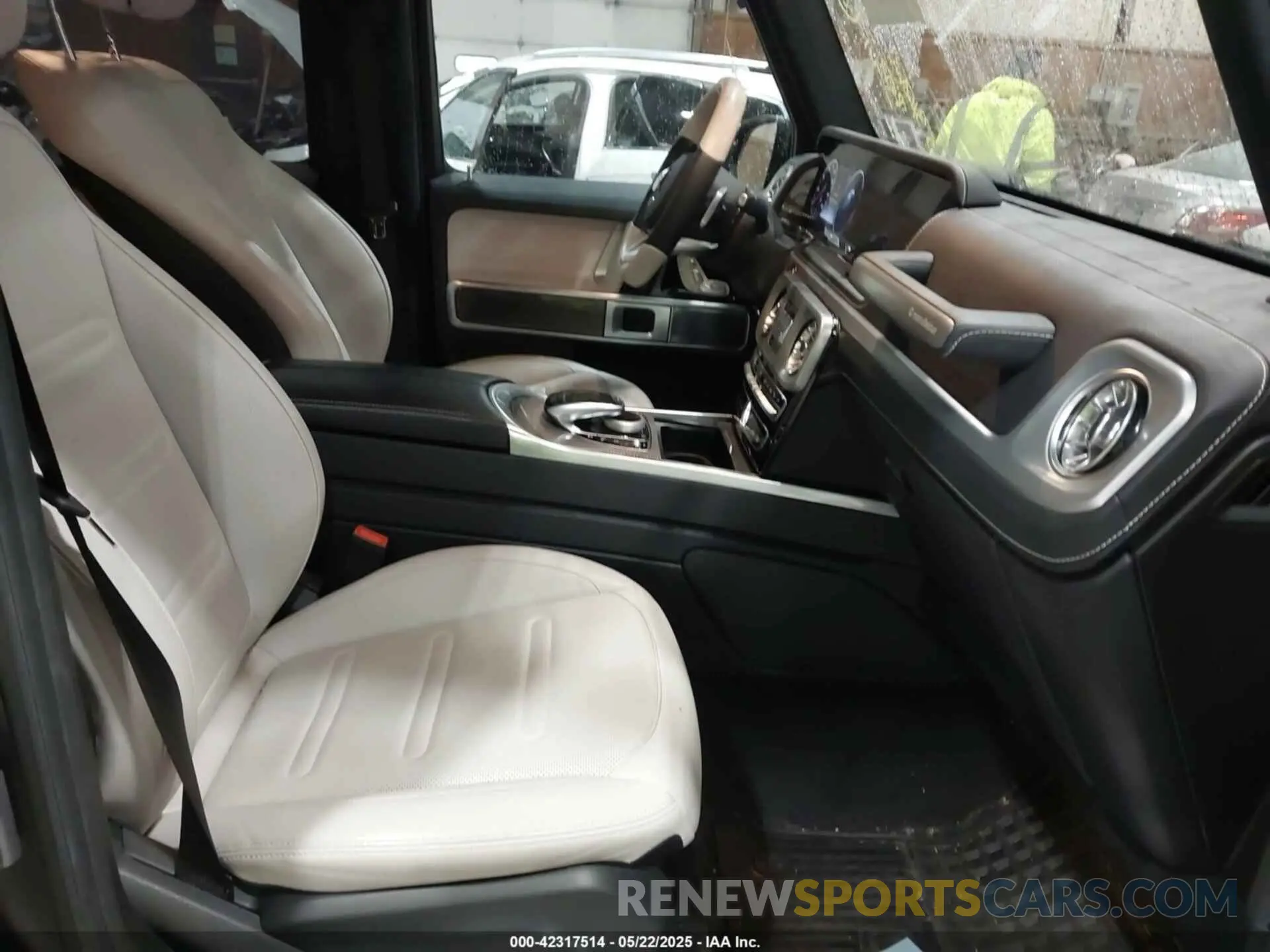 5 fotografías del automóvil dañado W1NYC6BJ8MX383842 MERCEDES-BENZ G 550 2021