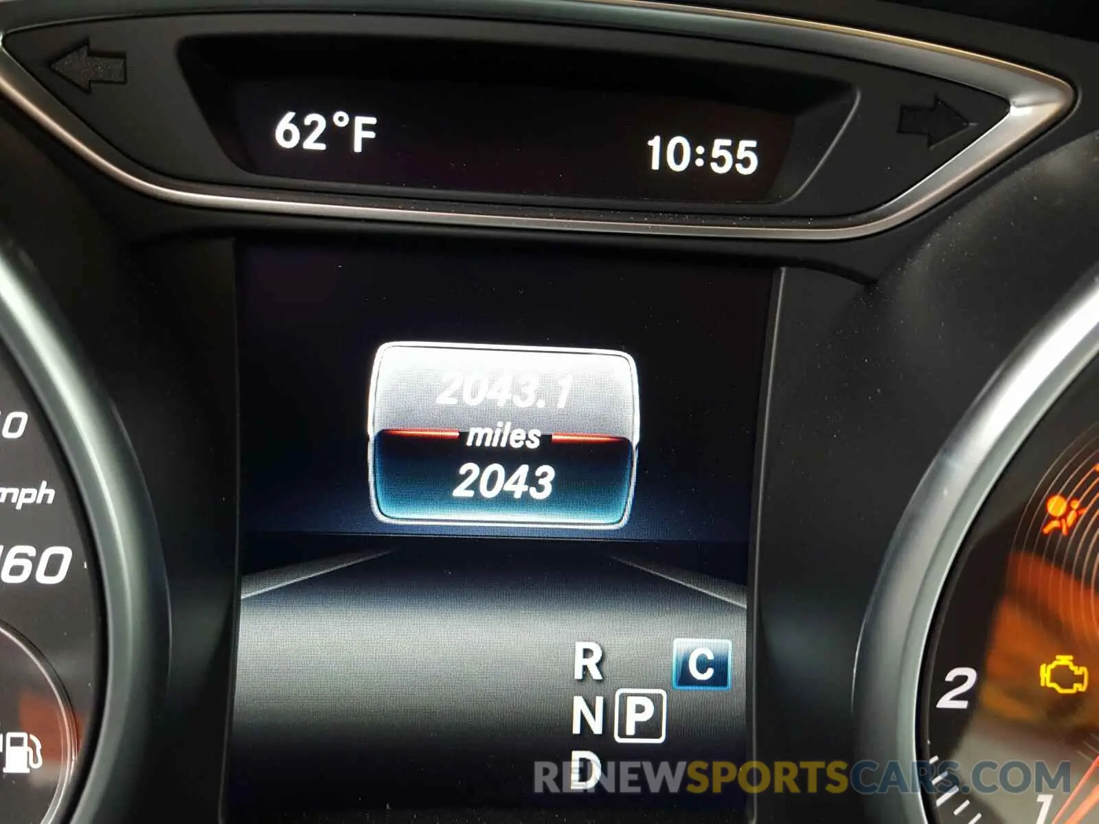 8 fotografías del automóvil dañado WDCTG4EB4LJ667432 MERCEDES-BENZ G CLASS 2020