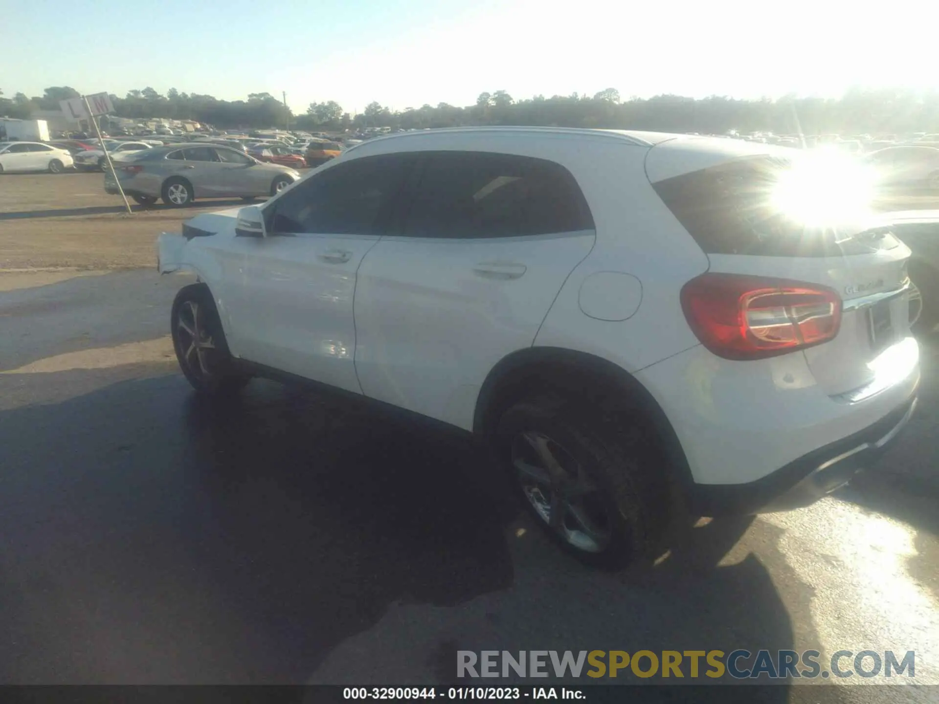 3 fotografías del automóvil dañado WDCTG4EB6KU000293 MERCEDES-BENZ GLA 2019