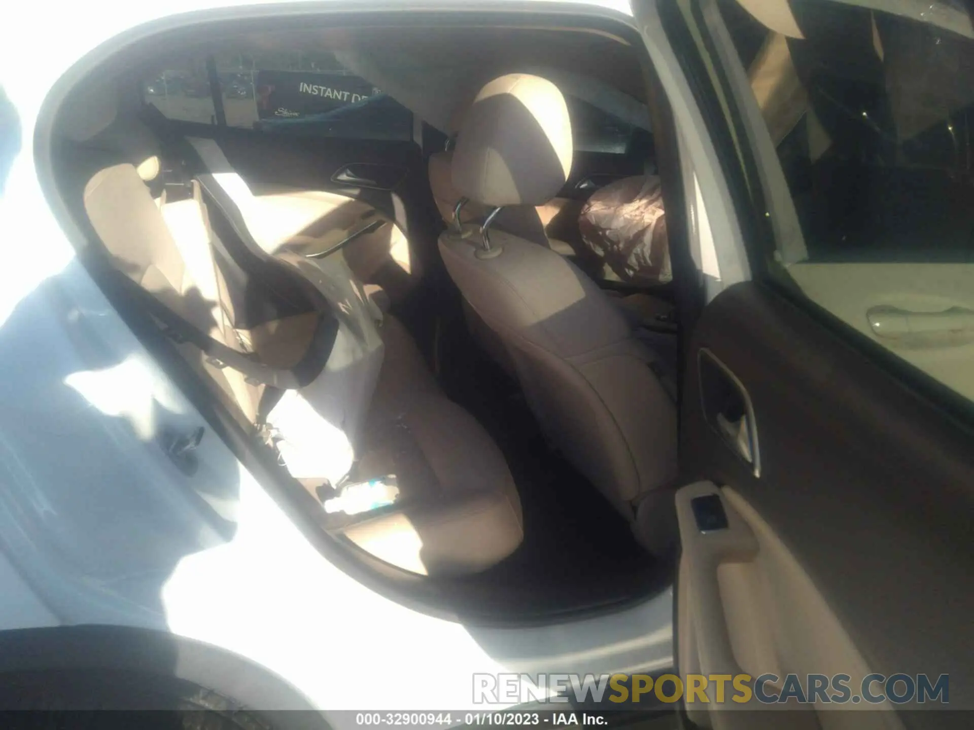 8 fotografías del automóvil dañado WDCTG4EB6KU000293 MERCEDES-BENZ GLA 2019